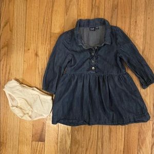Gap Denim Jean dress like new 2 years